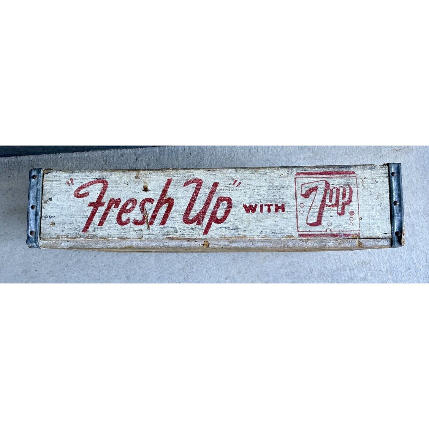 1966 Fresh Up with 7UP White Divided Crate Red Letters Cutout Handles Dallas TX - Vintosh Vintage