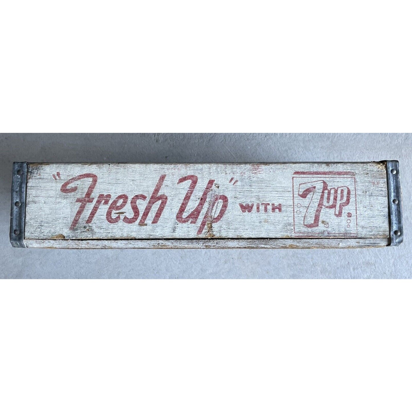 1966 Fresh Up with 7UP White Divided Crate Red Letters Cutout Handles Dallas TX - Vintosh Vintage