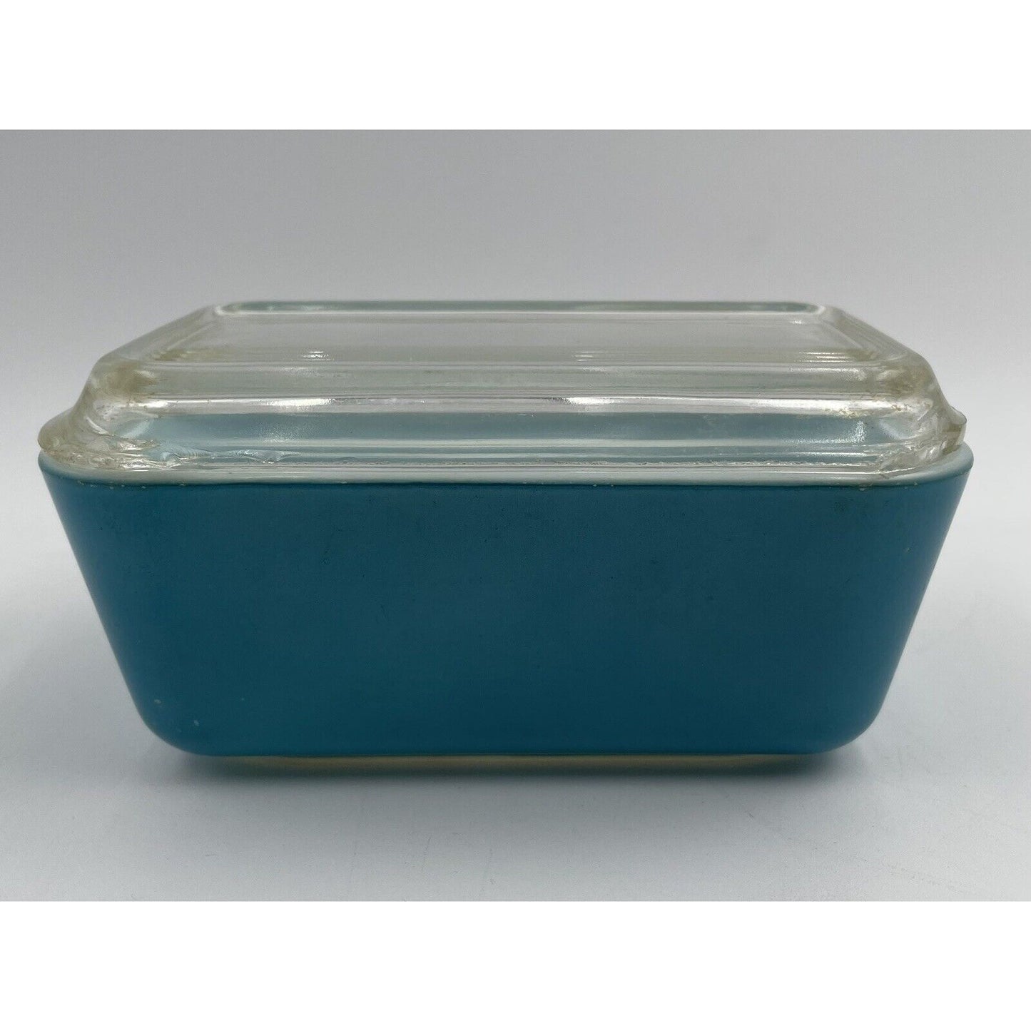 Vintage Pyrex Blue Refrigerator Dish w/ Ribbed Lid #502 (B2) - Vintosh Vintage