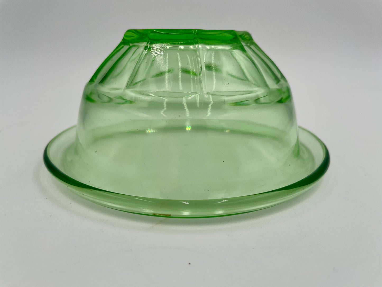 Vtg Hazel Atlas Rest Well Green Depression/Uranium Glass
Mixing Bowl 5.5" - Vintosh Vintage