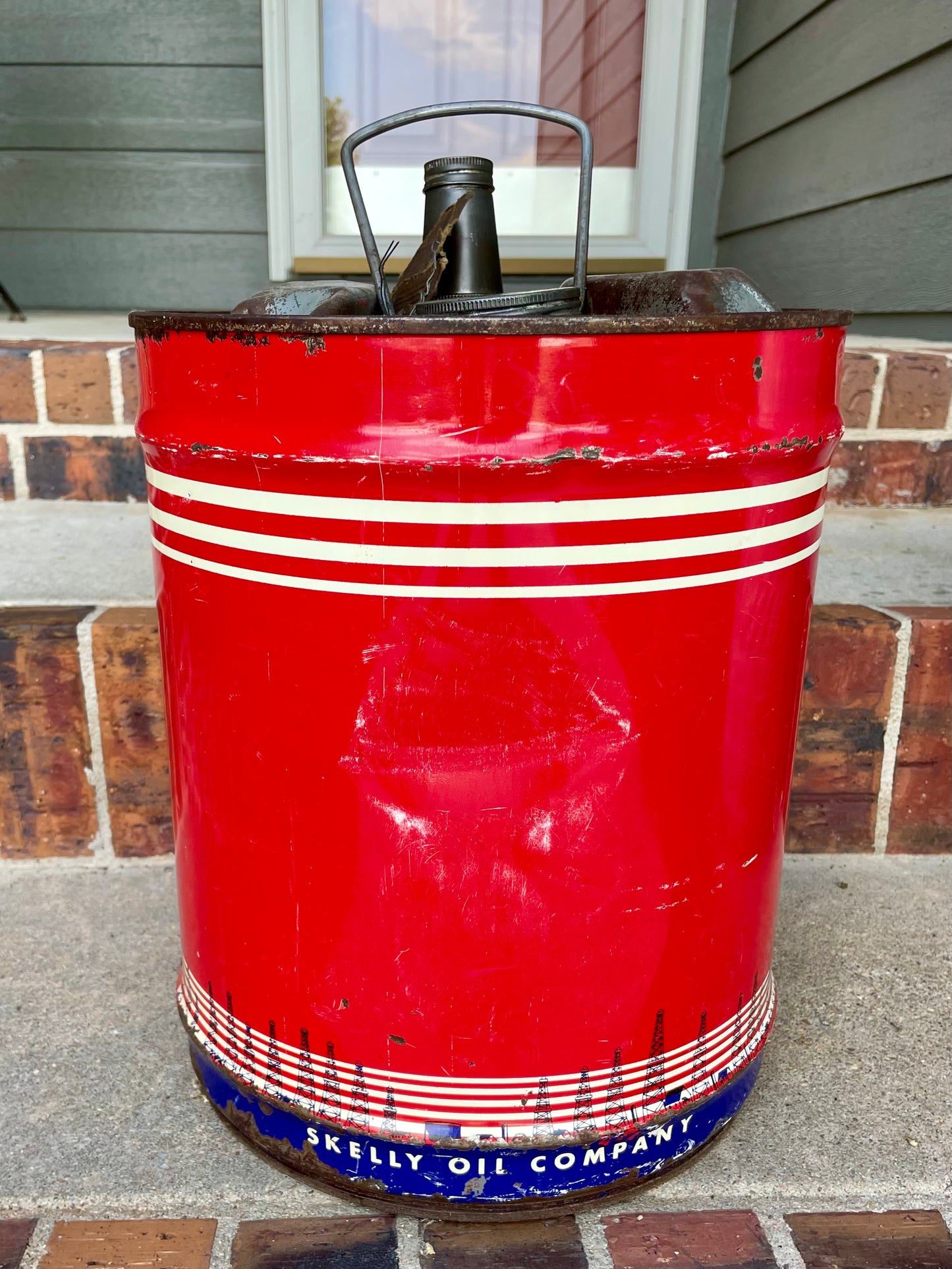 1969 Skelly Quality Oils 5 Gallon Can