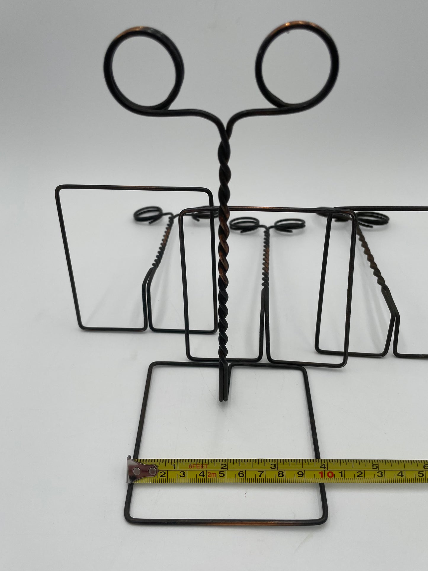 Lot of 4 Vintage Table Top Twisted Metal Wire Sign/Card Holders 8"