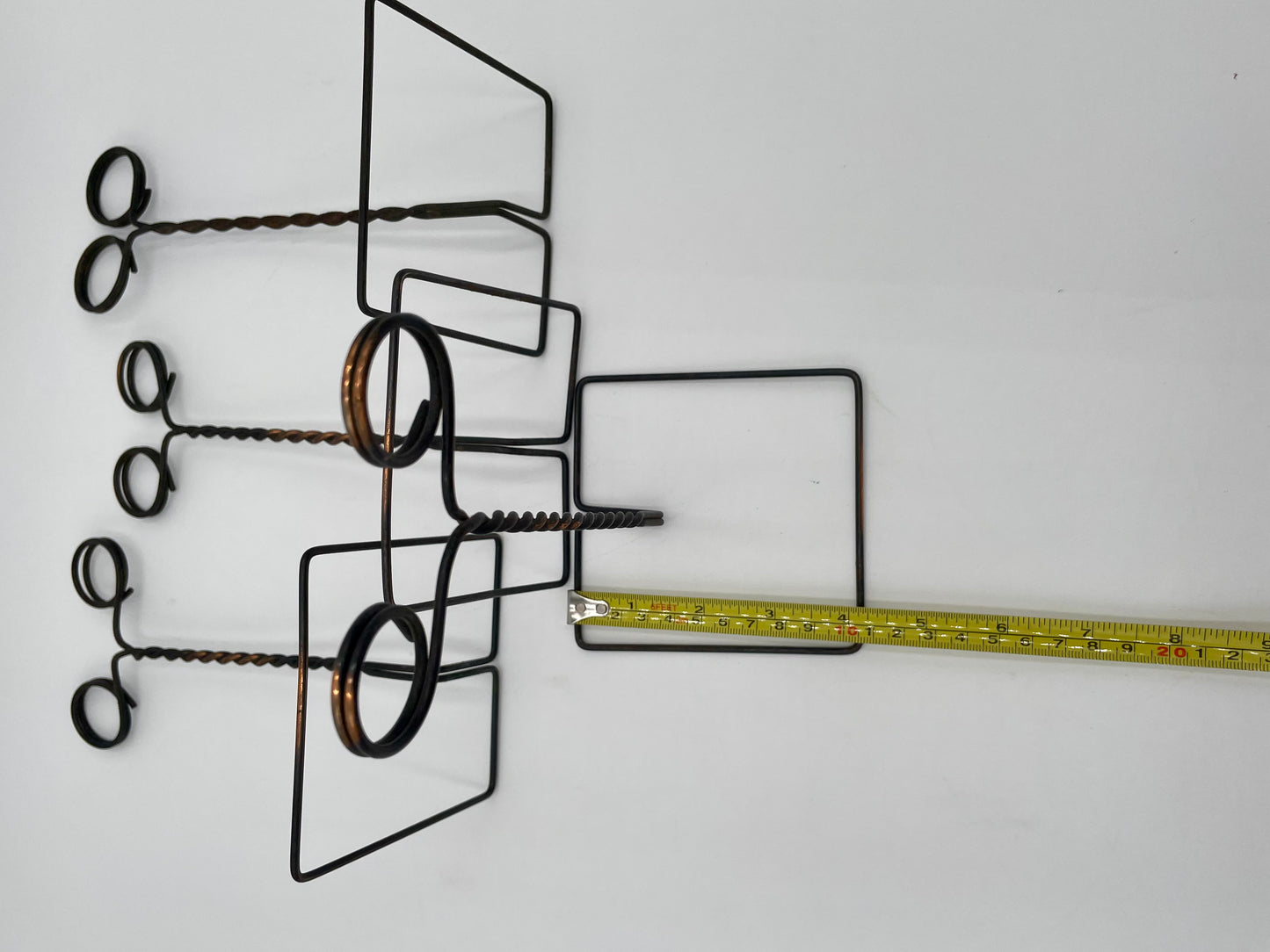 Lot of 4 Vintage Table Top Twisted Metal Wire Sign/Card Holders 8"