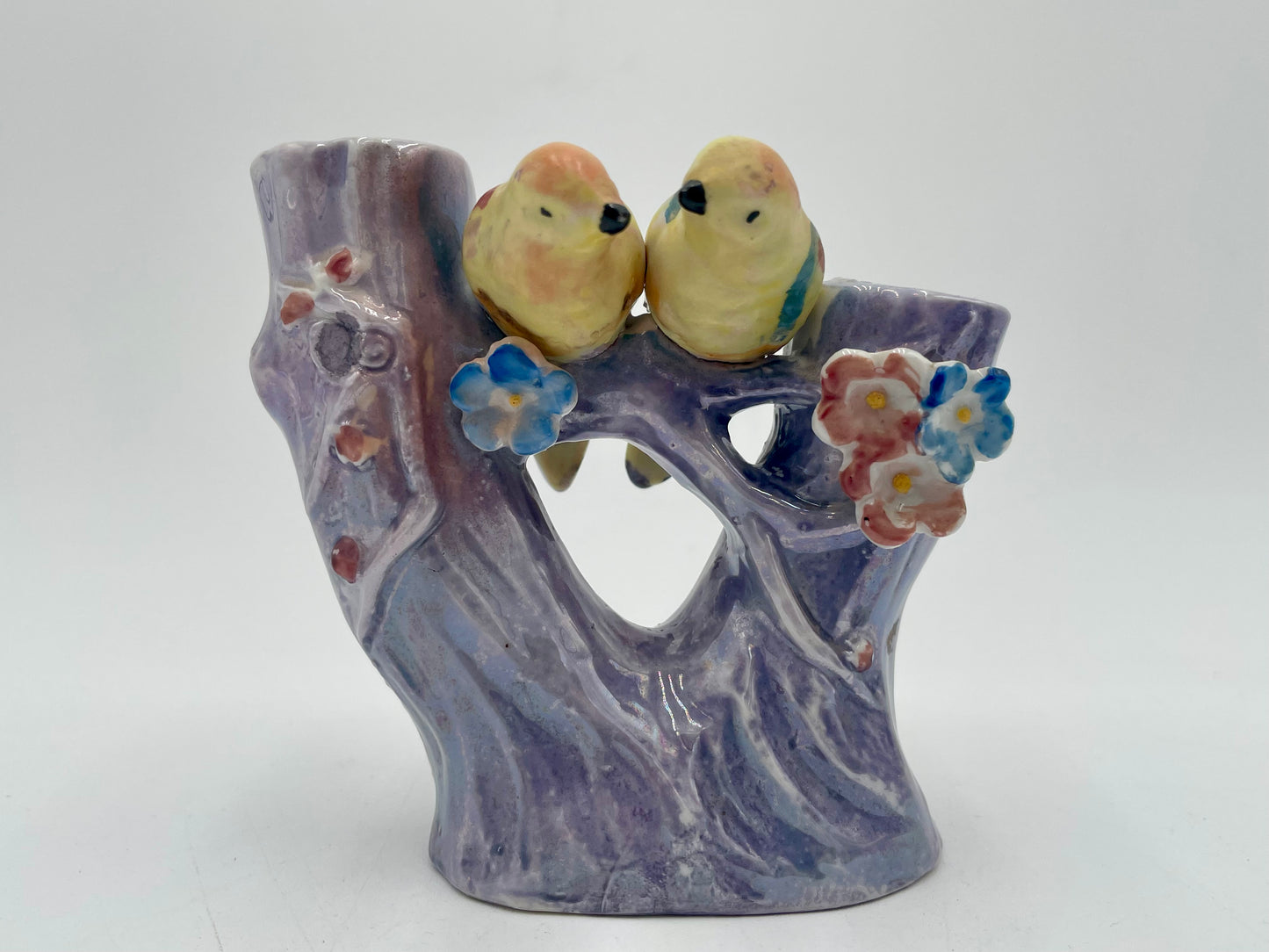 Vintage Porcelain
Parakeet Double Bud Purple Flower Vase Japan