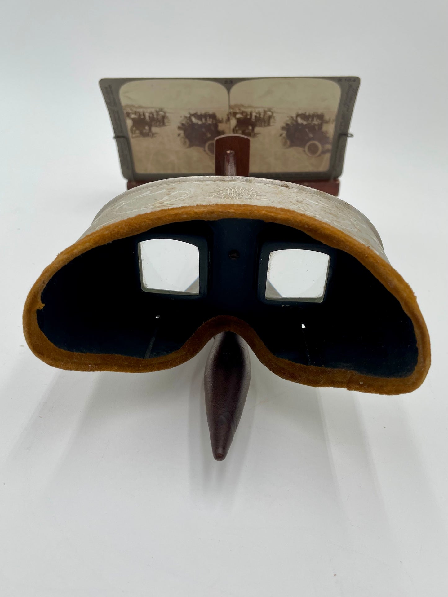 Antique Underwood Sun
Sculpture Stereoscope
Viewer & 10 Cards - Vintosh Vintage