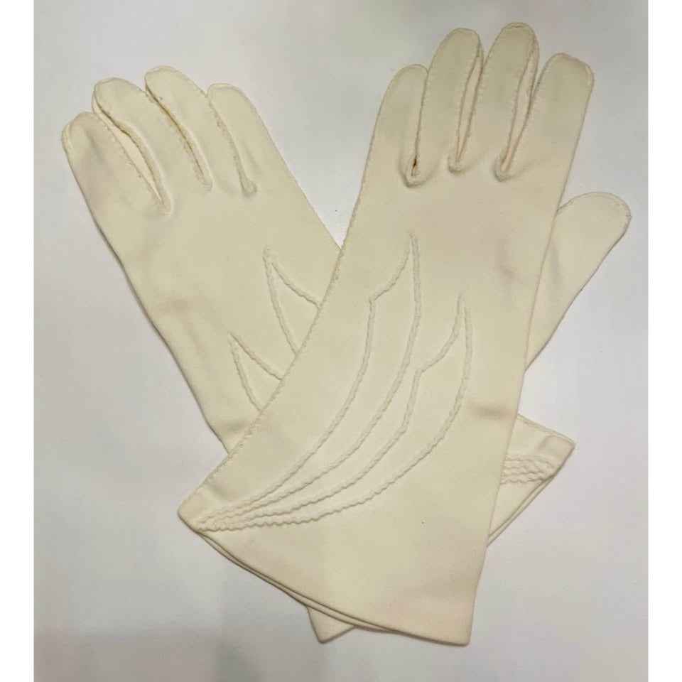 Vintage Ivory/Off White Embroidered Over the Wrist Gloves (B5)