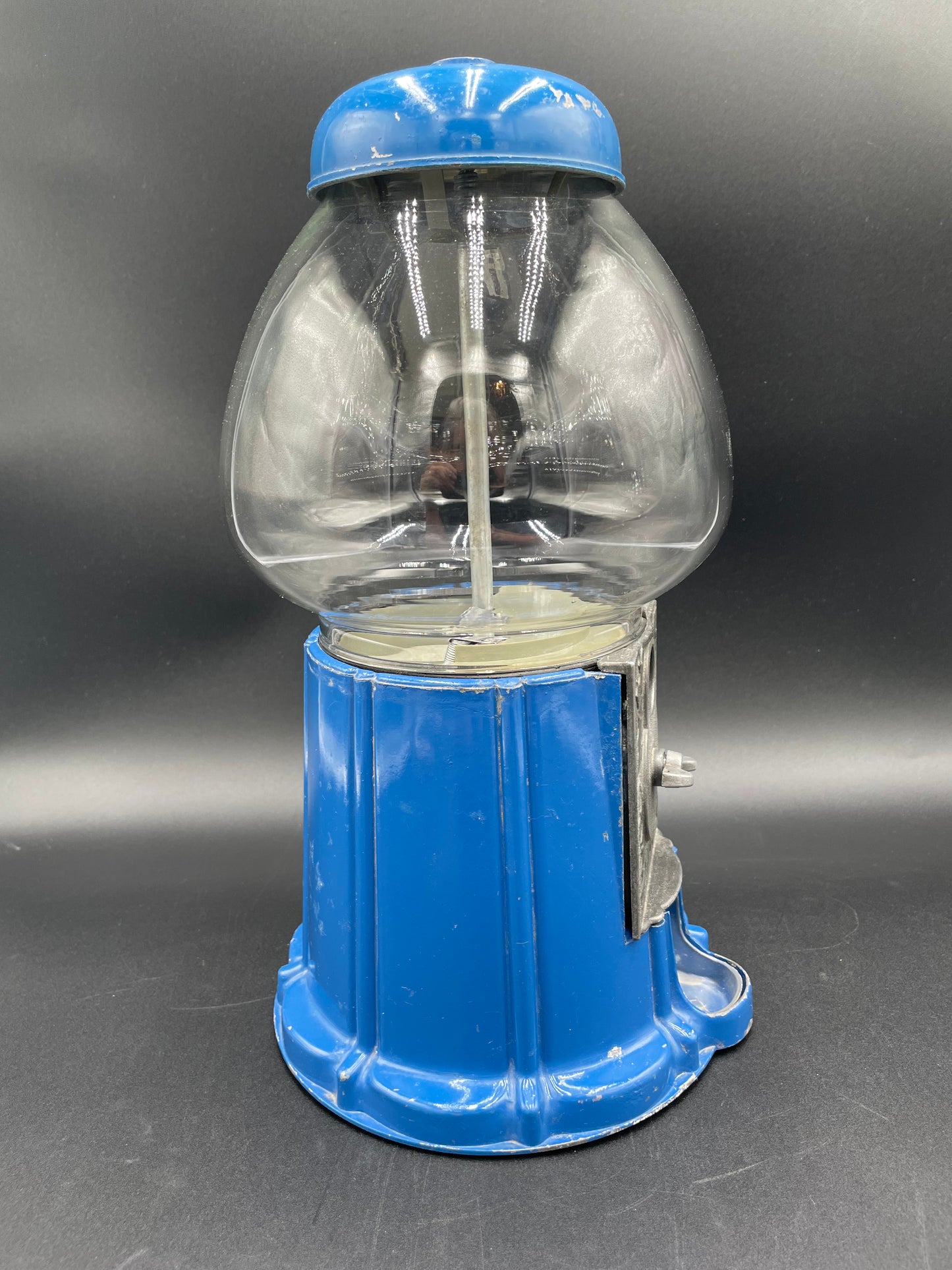 1980s Blue Gumball Machine with Glass Globe Made in Taiwan Untested