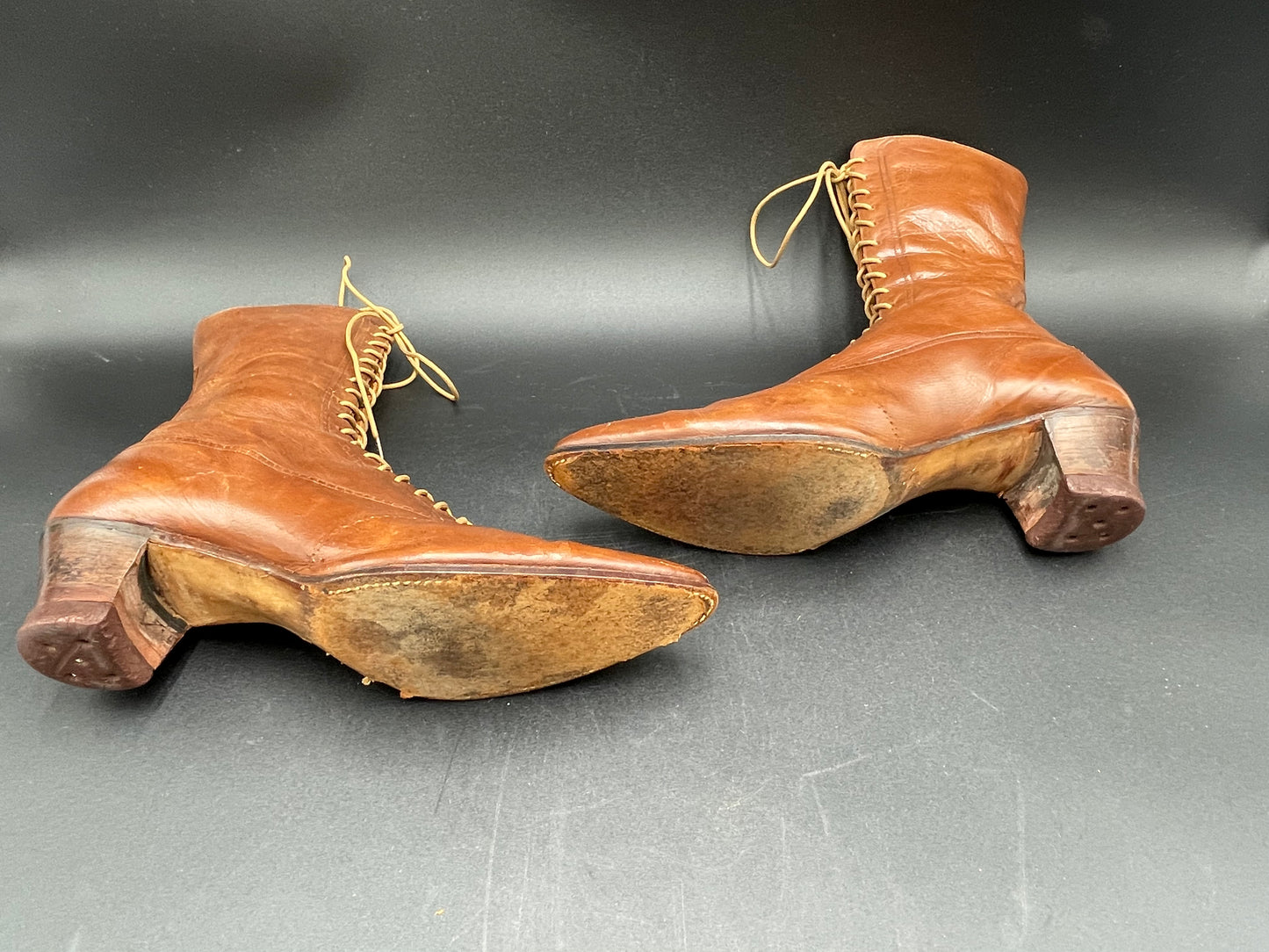 Antique Ladies Victorian Shoes Brown Leather High-Top Lace Up 2" Heels