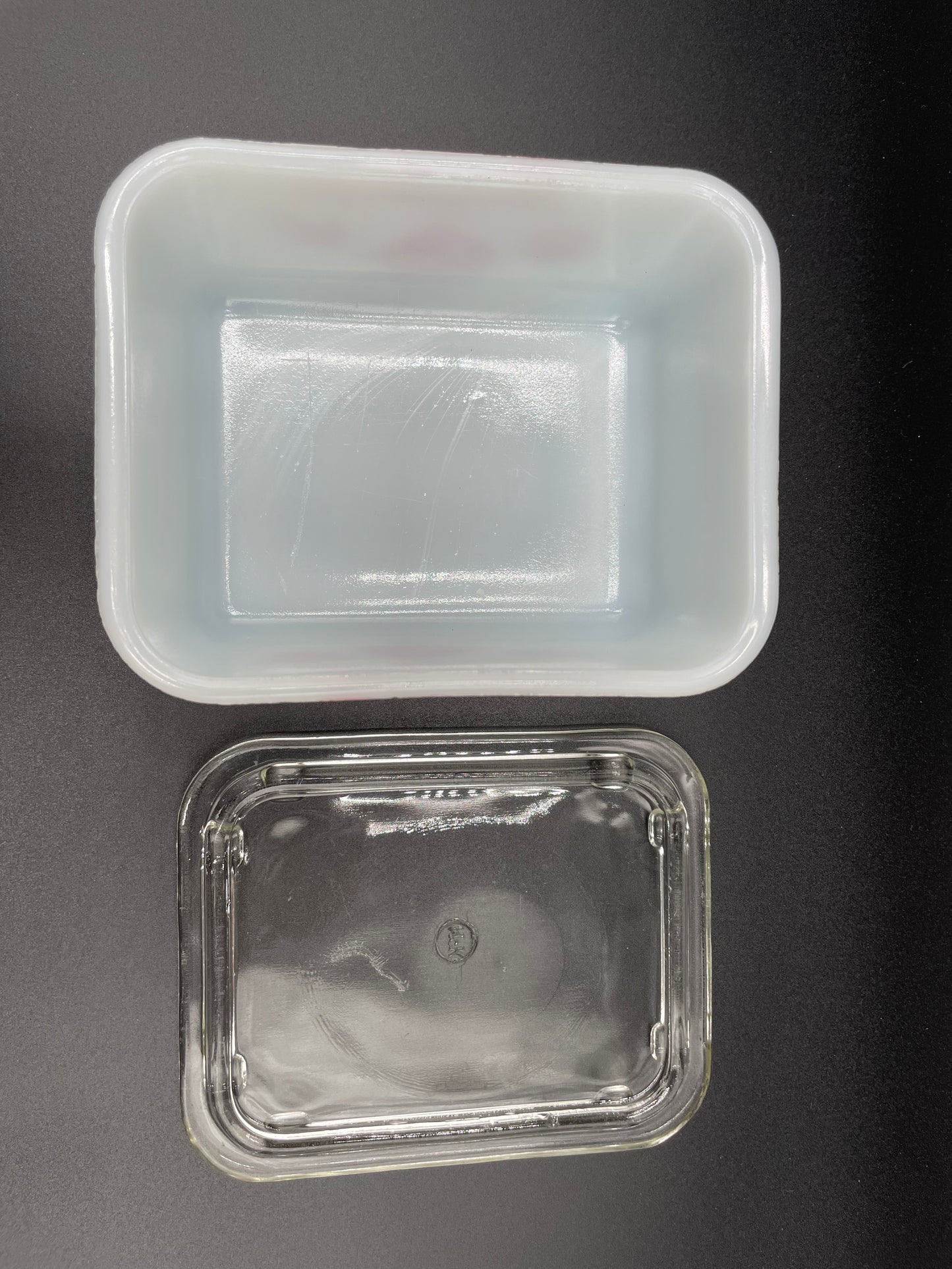 Vintage McKee White Red Ships Small Rectangular 4" x 5"
Drippings Jar with Clear Glass Lid