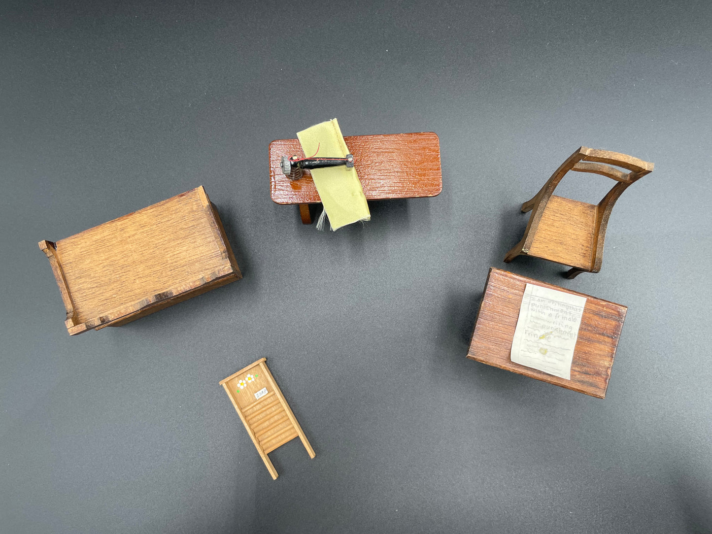 Vintage Wooden Dollhouse Furniture Lot of 5 Sewing Machine
Washboard & More