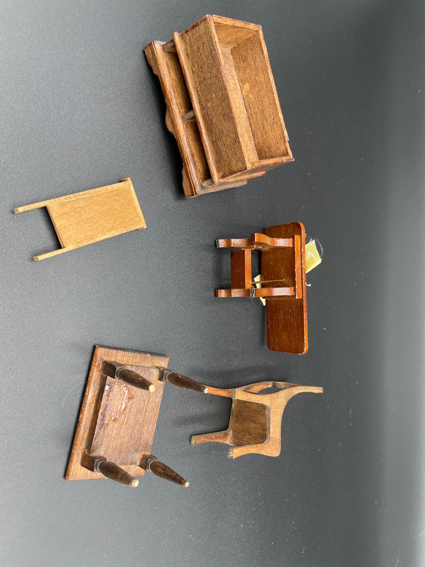 Vintage Wooden Dollhouse Furniture Lot of 5 Sewing Machine
Washboard & More