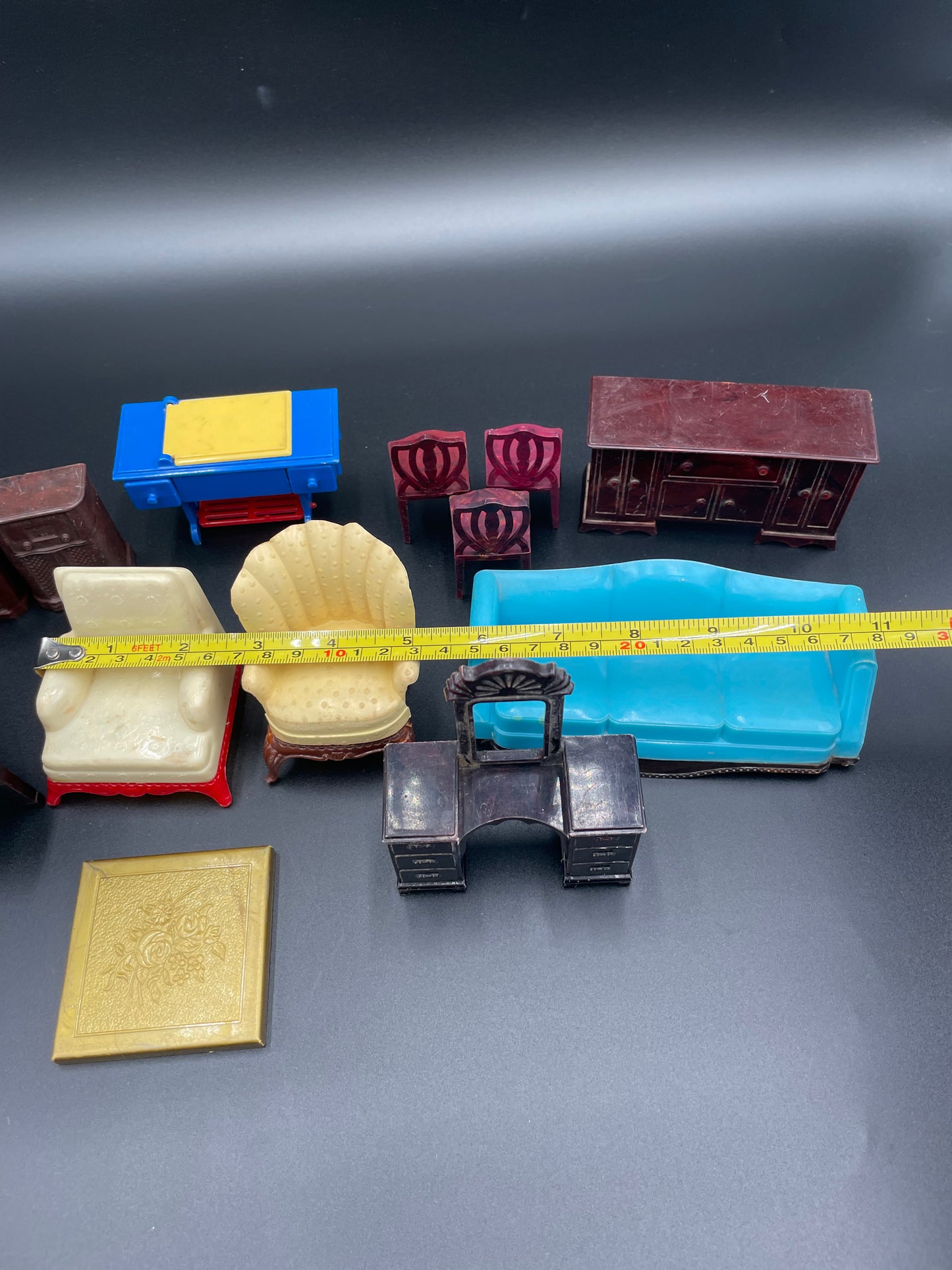 1950s Renwal & Plasco Dollhouse Furniture 13 Items