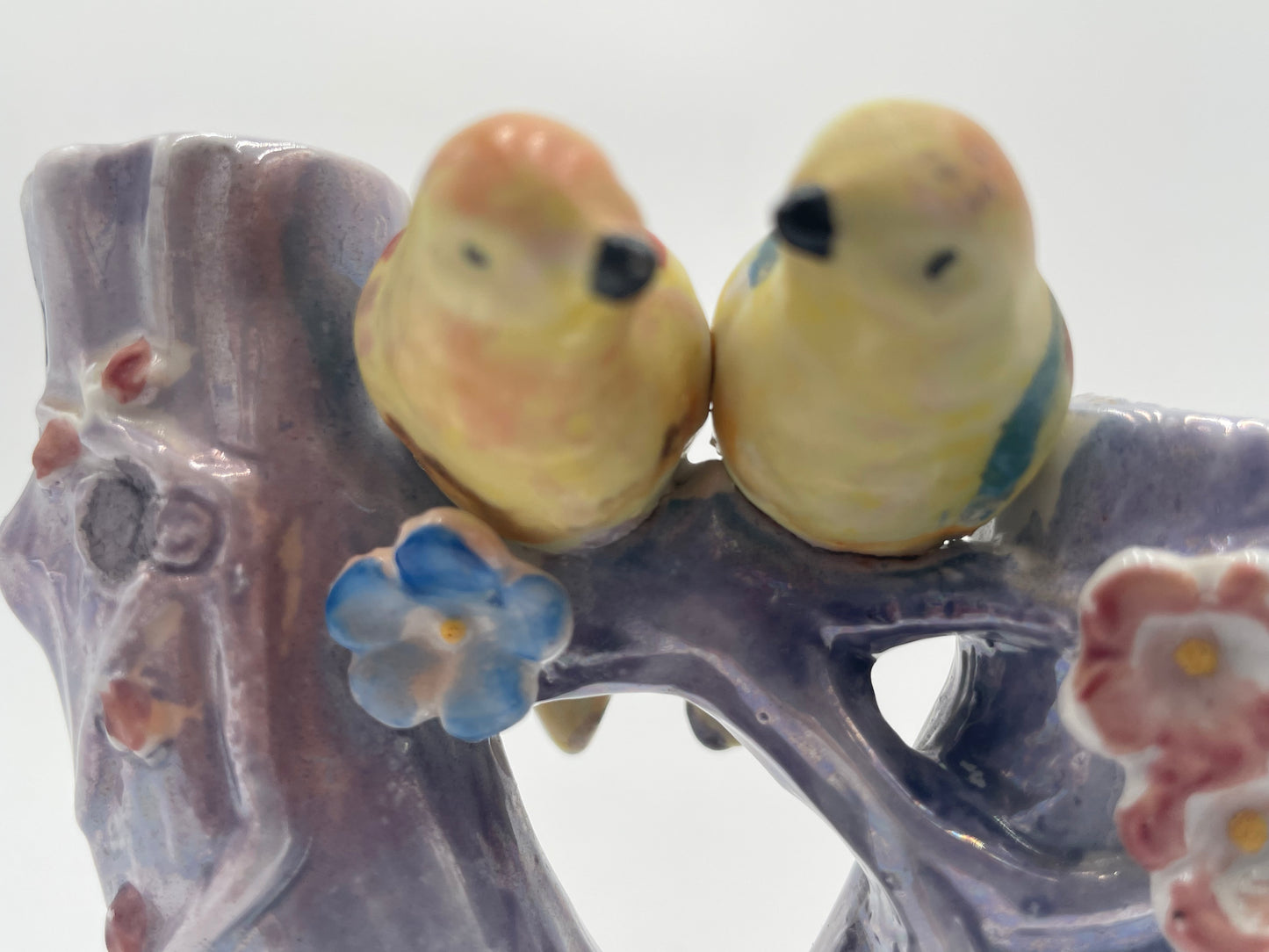Vintage Porcelain
Parakeet Double Bud Purple Flower Vase Japan