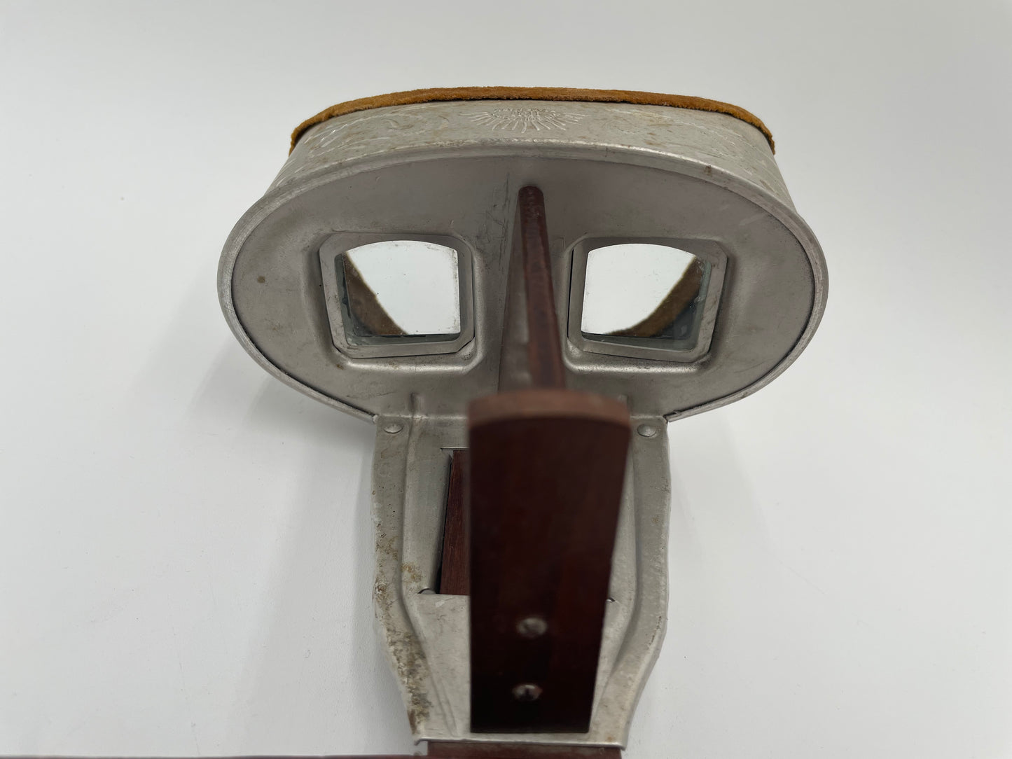 Antique Underwood Sun
Sculpture Stereoscope
Viewer & 10 Cards - Vintosh Vintage