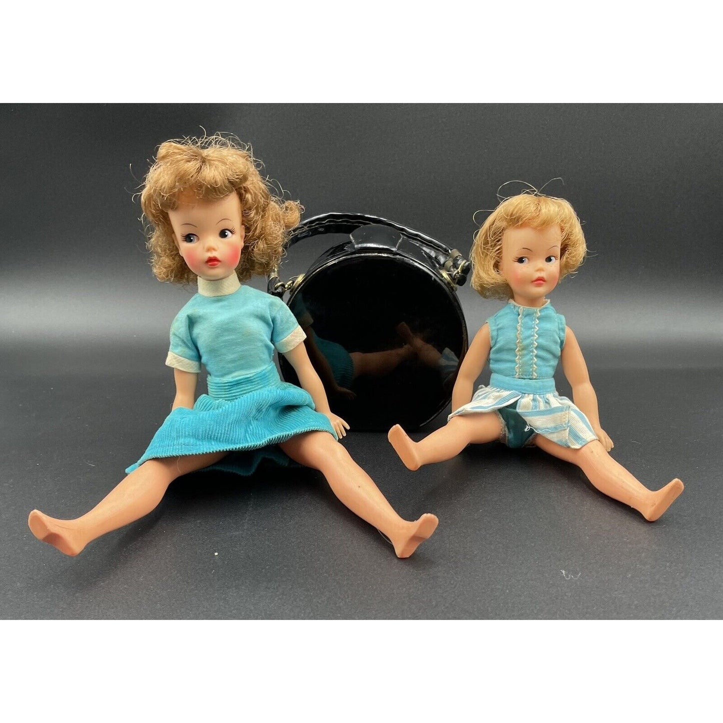 1960s Ideal Tammy & Little Sister Pepper with Clothes & Case (C6) - Vintosh Vintage