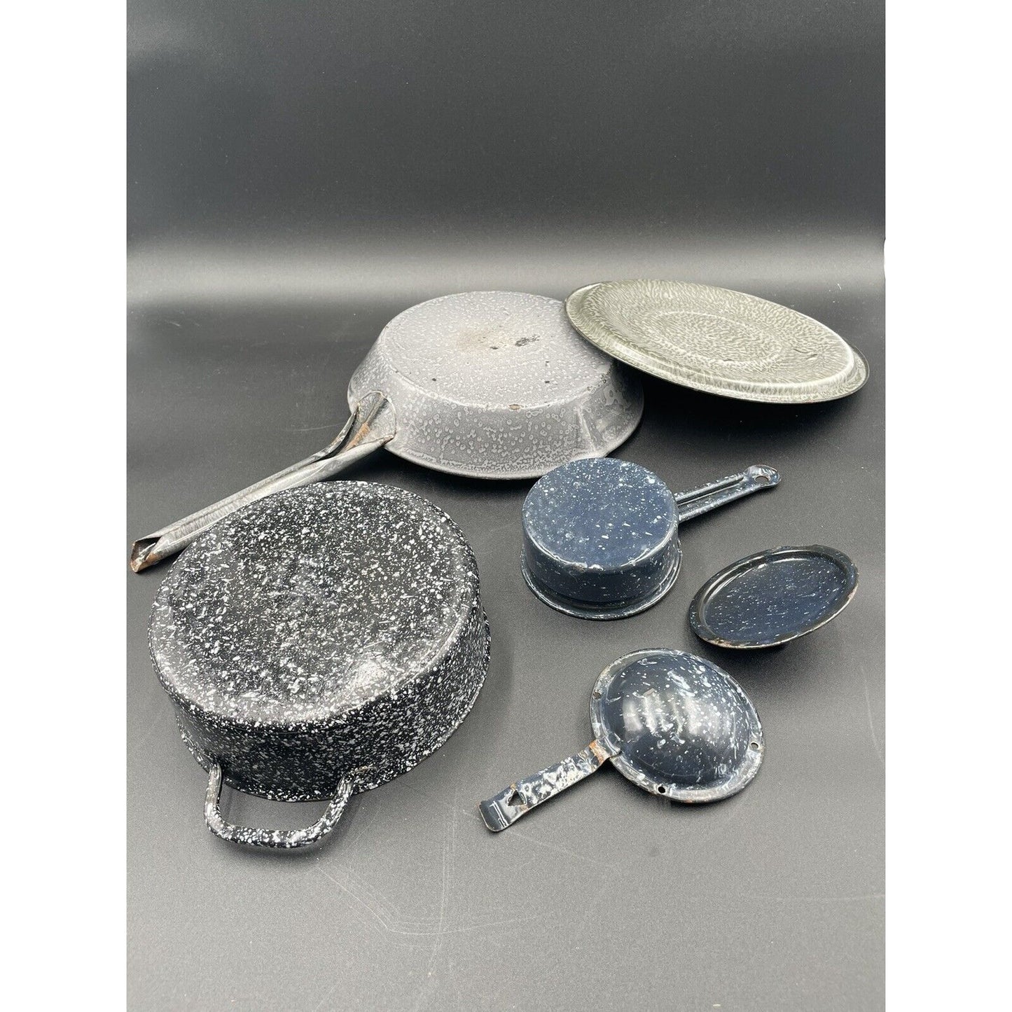 Six Piece Vintage Enameled Cookware (A3) - Vintosh Vintage
