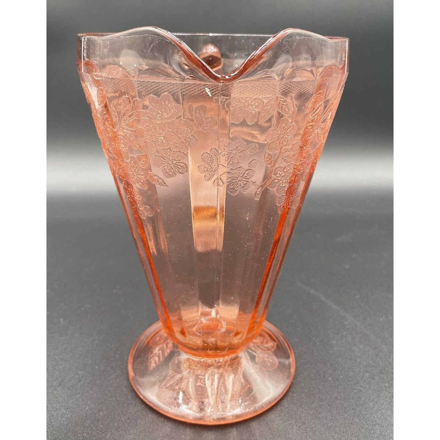1930s Jeannette Cherry Blossom Pink Depression Glass 36 Oz Pitcher (D7) - Vintosh Vintage