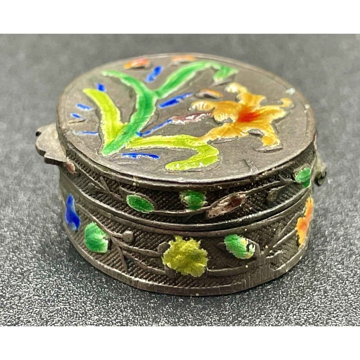 Antique Hand Painted Multicolored Lily Cloisonne Enamel Hinged Pill Box (B7)