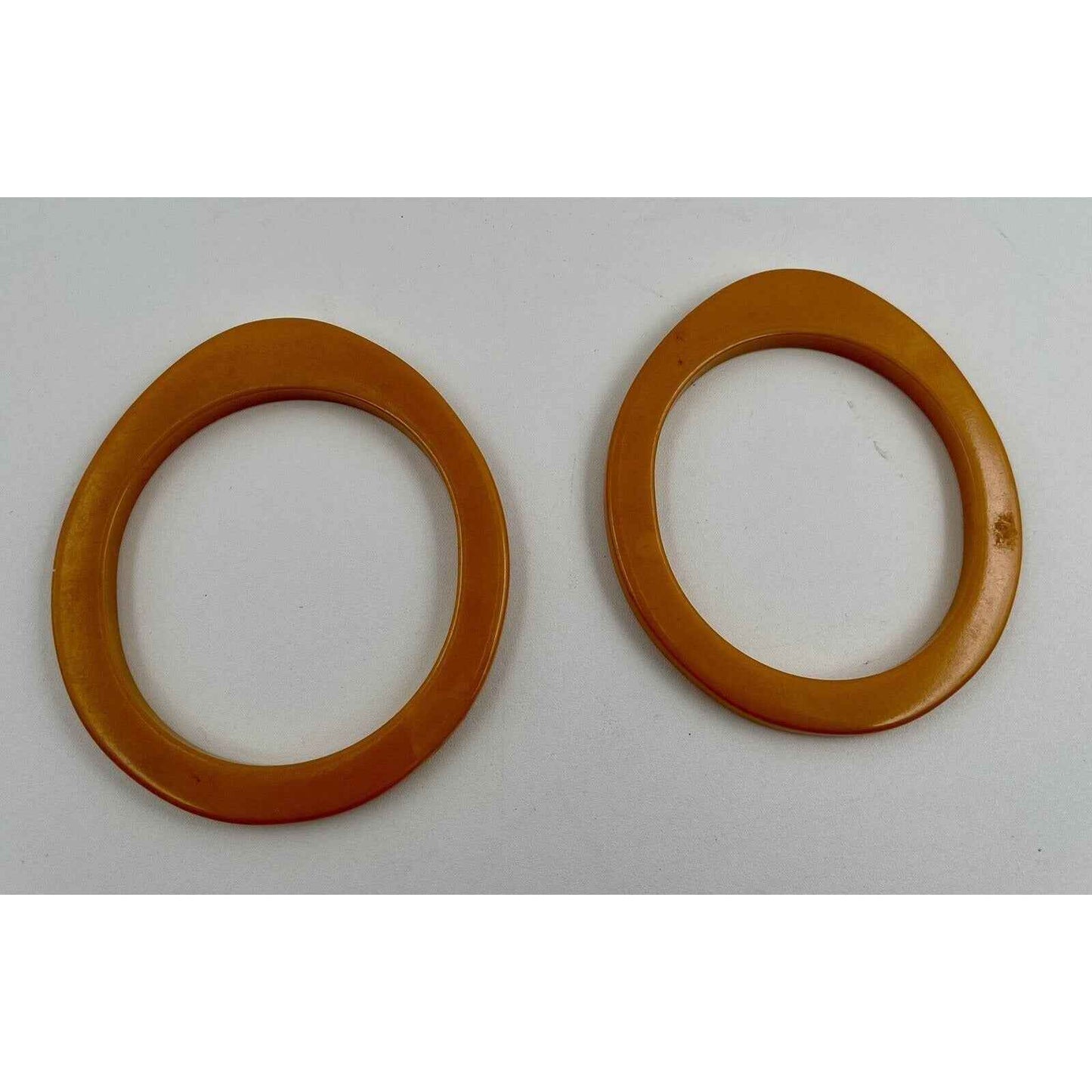 Two ART DECO Oblong Butterscotch Bakelite Bangle Bracelets (D5)