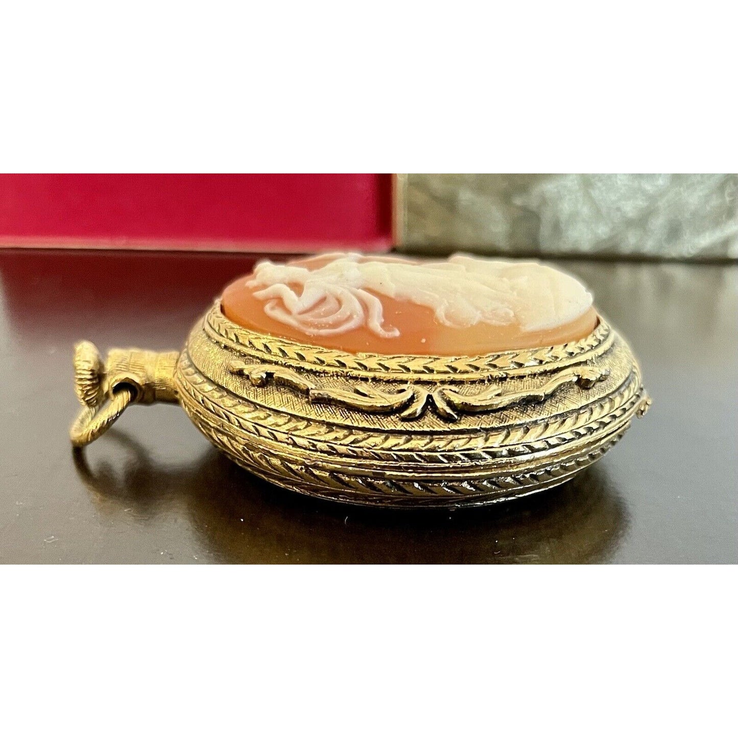 Vtg Max Factor Enchanted Forest Cameo Pocket Watch Compact In Original Box (B2) - Vintosh Vintage