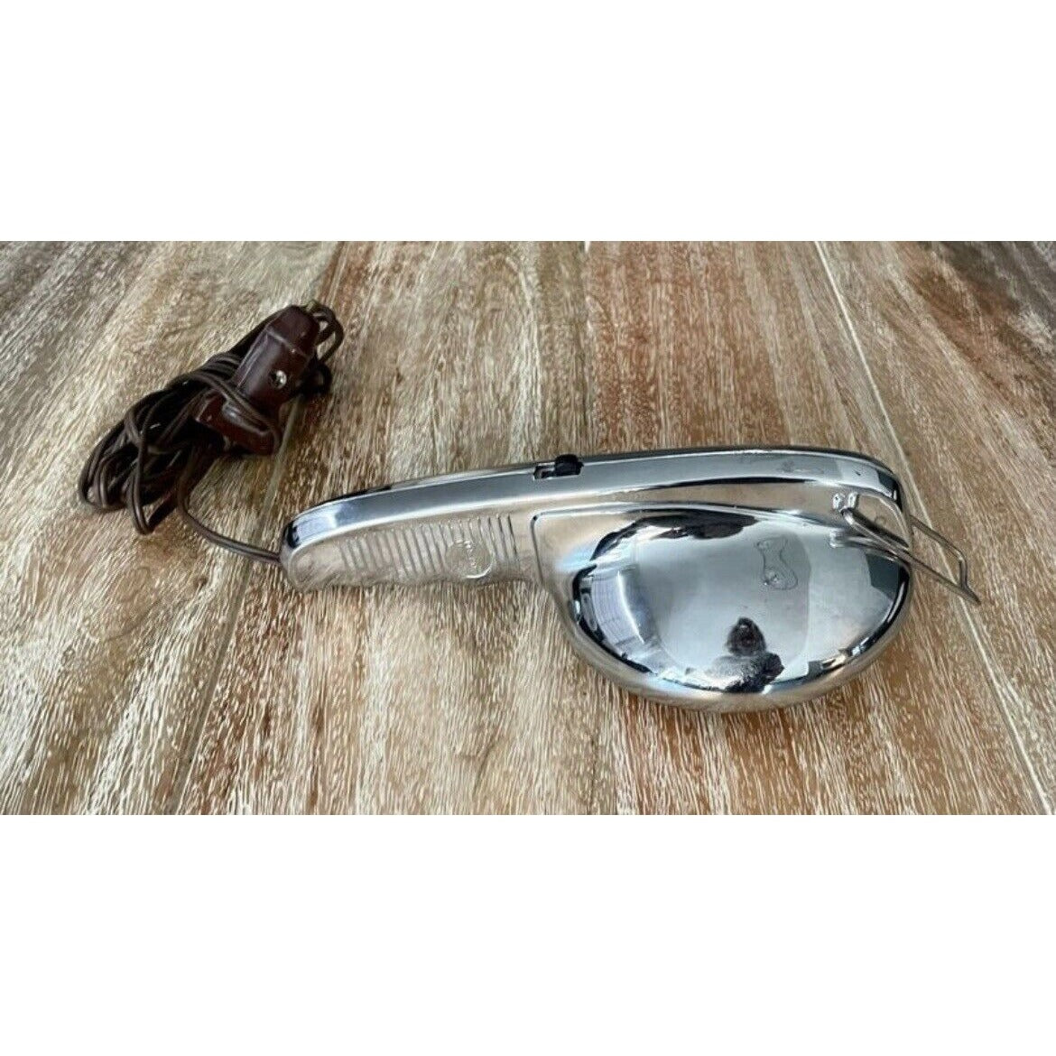 1940s / 1950s Car Accessory 6 volt Hand Held Spot Light Lamp - Vintosh Vintage