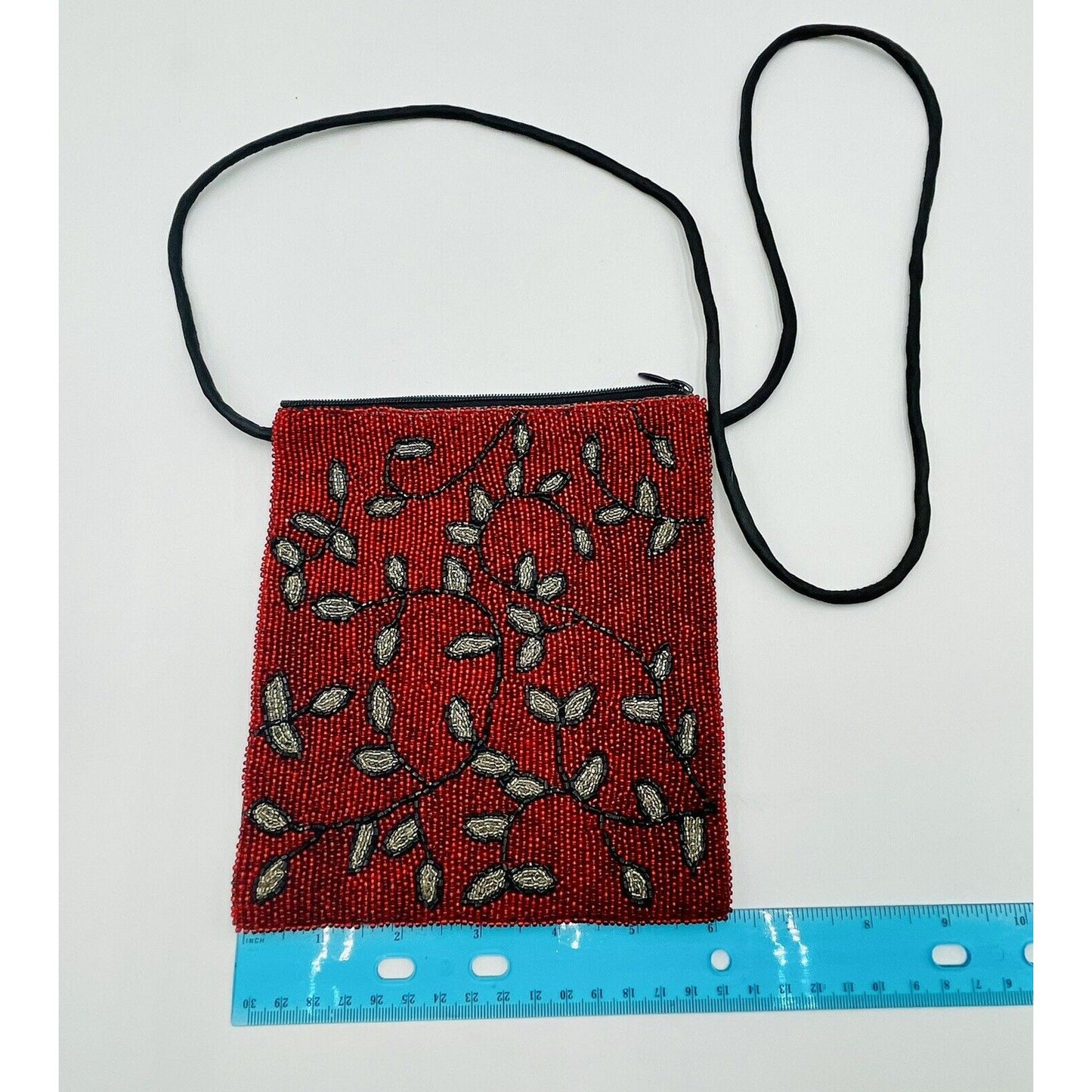Vintage Red, Silver & Black Glass Beaded Silk Evening Purse (A5) - Vintosh Vintage