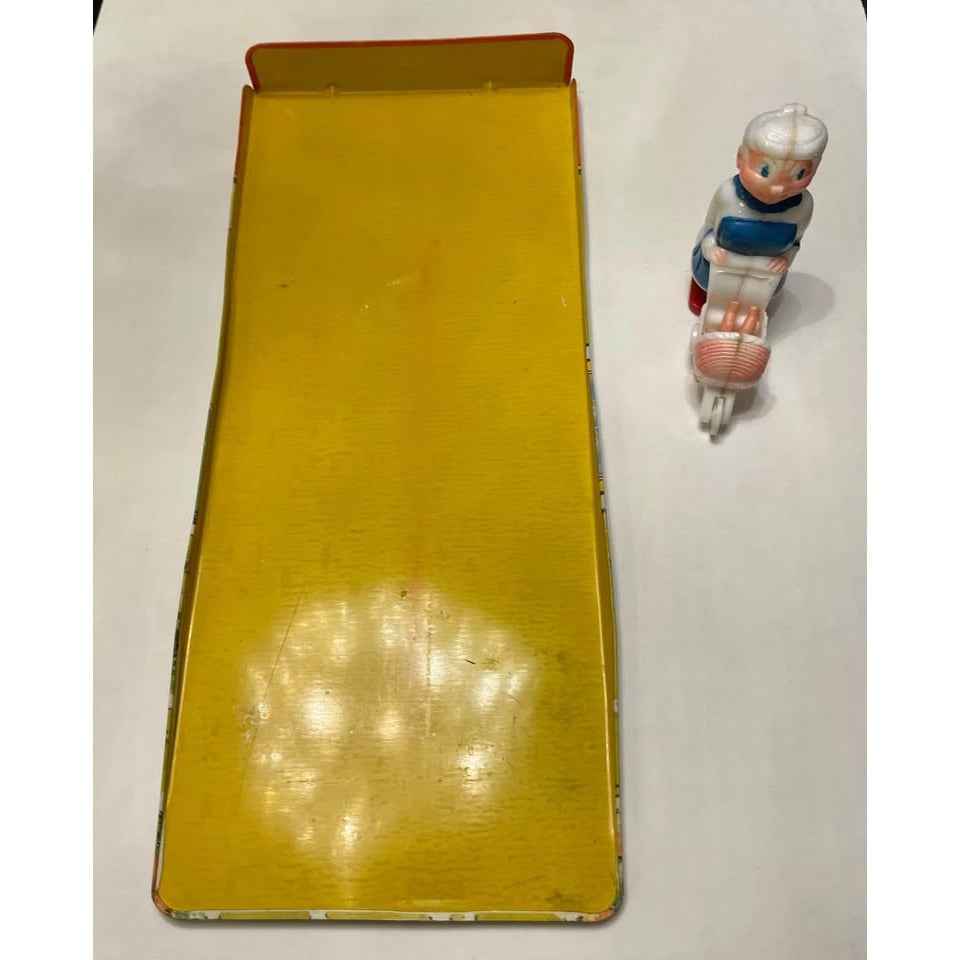 1951 NORA THE NURSEMAID, WALKING TOY W/ RAMP (C3)