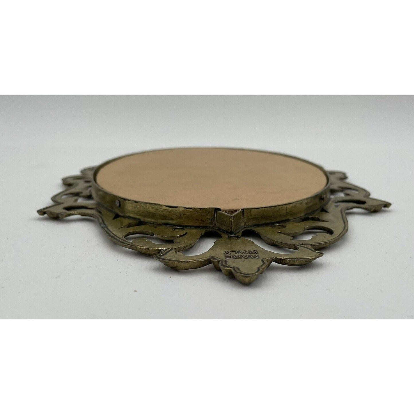 VTG Thomas Lawrence Red Boy Master Lambton Oval Ornate Italian Brass Frame (C4) - Vintosh Vintage