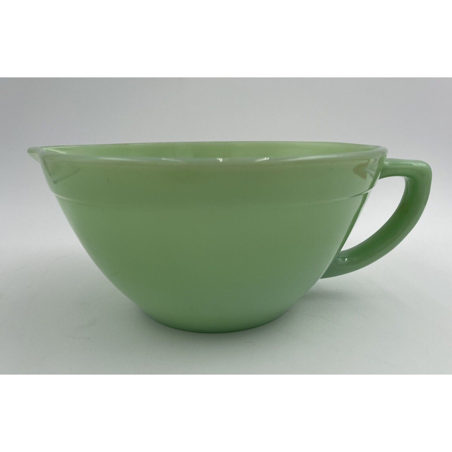 1950s Fire King Jadeite Green Glass Banded Batter Mixing Bowl Spout & Handle C1 - Vintosh Vintage