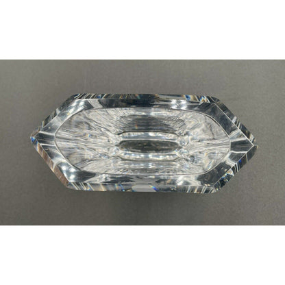 1950s Skruf Farewell Engraved Swedish Vase - Mother w/ Child Wave To A Ship (B1) - Vintosh Vintage