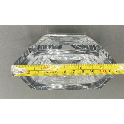 1950s Skruf Farewell Engraved Swedish Vase - Mother w/ Child Wave To A Ship (B1) - Vintosh Vintage