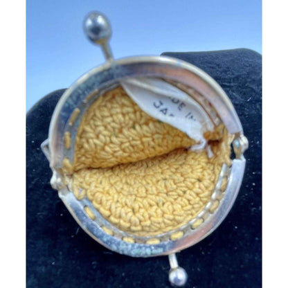 1960s Crochet Yellow Coin Purse with Green Seed Beads - Japan (A1)