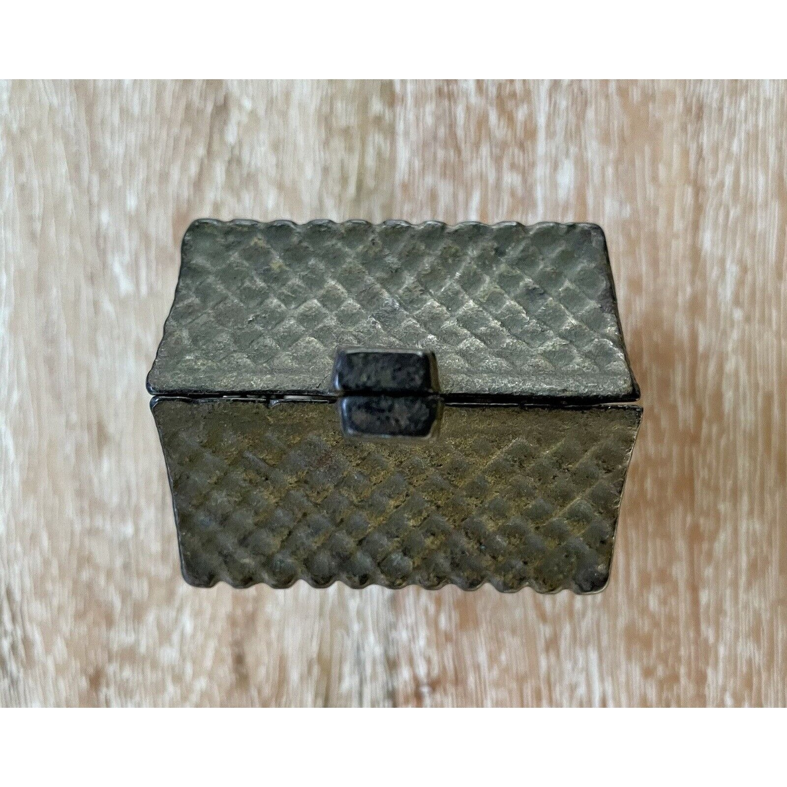 Antique Miniature Cast Iron House w/ Chimney Still Bank (B4) - Vintosh Vintage