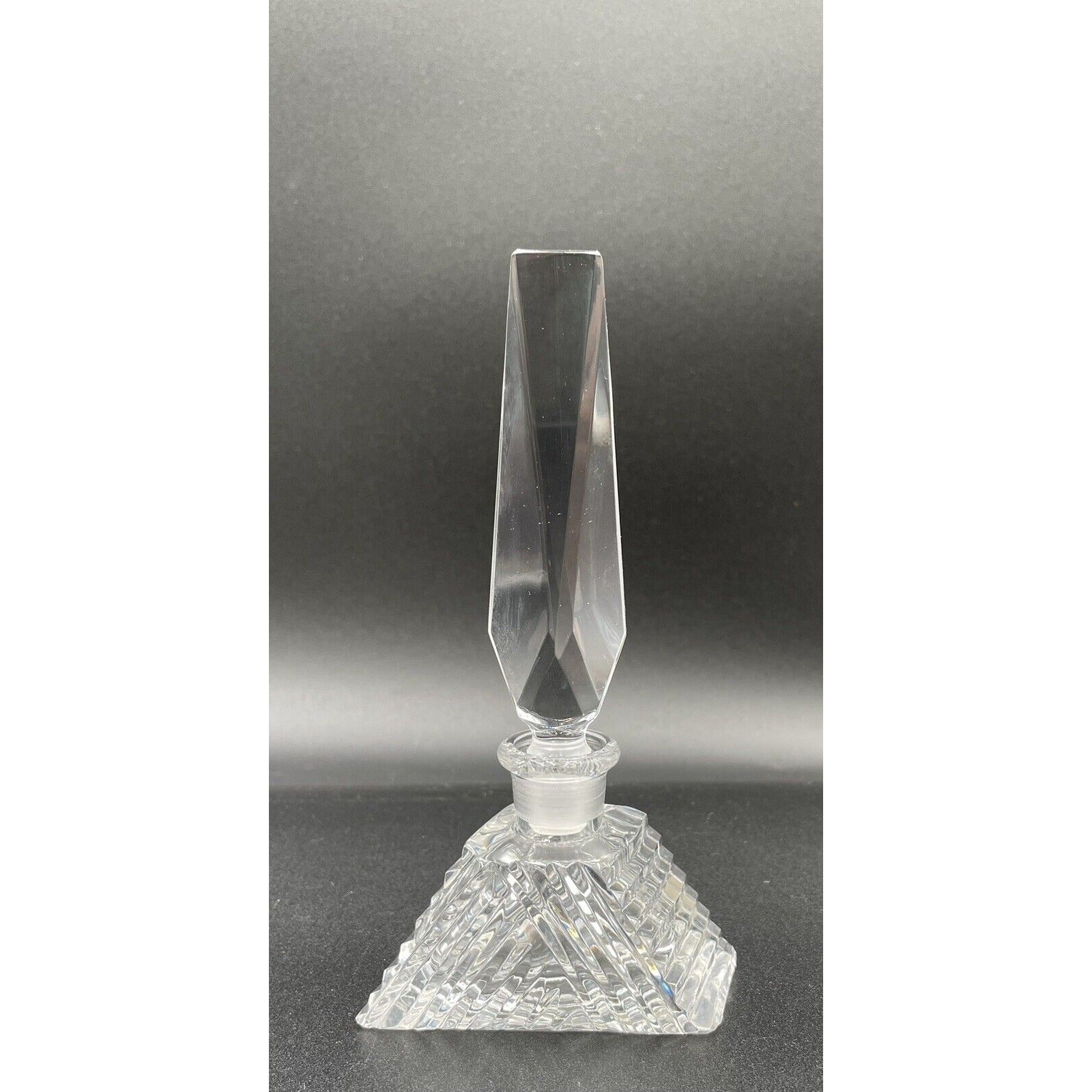 Vintage Hand Cut Lead Crystal Perfume Bottle - Czech Republic (C6) - Vintosh Vintage