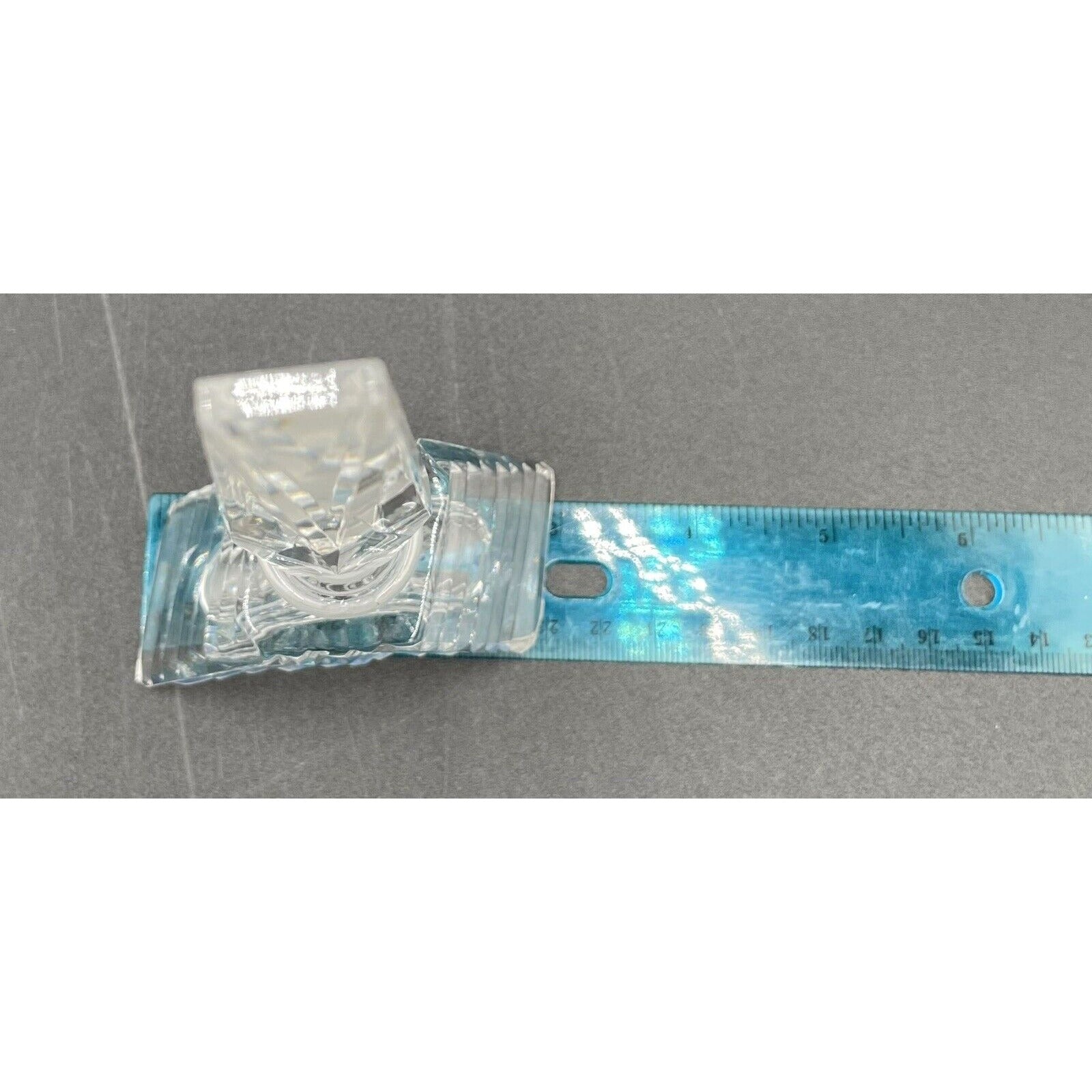 Vintage Hand Cut Lead Crystal Perfume Bottle - Czech Republic (C6) - Vintosh Vintage