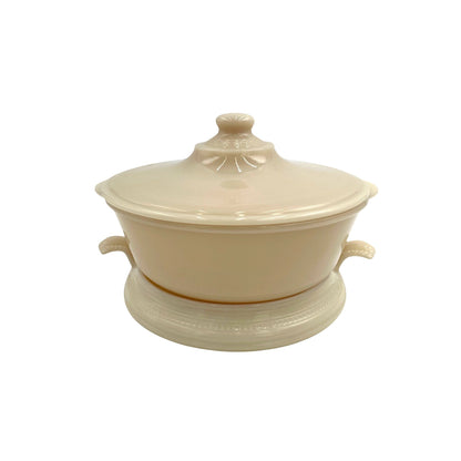 Vintage Fire-King Ivory Colonial Pattern Casserole Dish With Trivet Lid & Handles - Vintosh Vintage