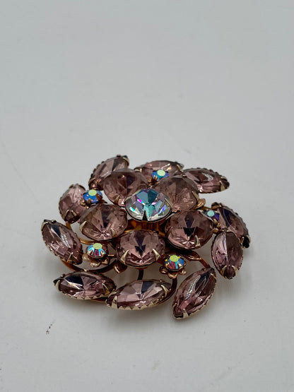 VTG Gold Tone AB
Amethyst Purple
Rhinestone Brooch Pin Unsigned - Vintosh Vintage