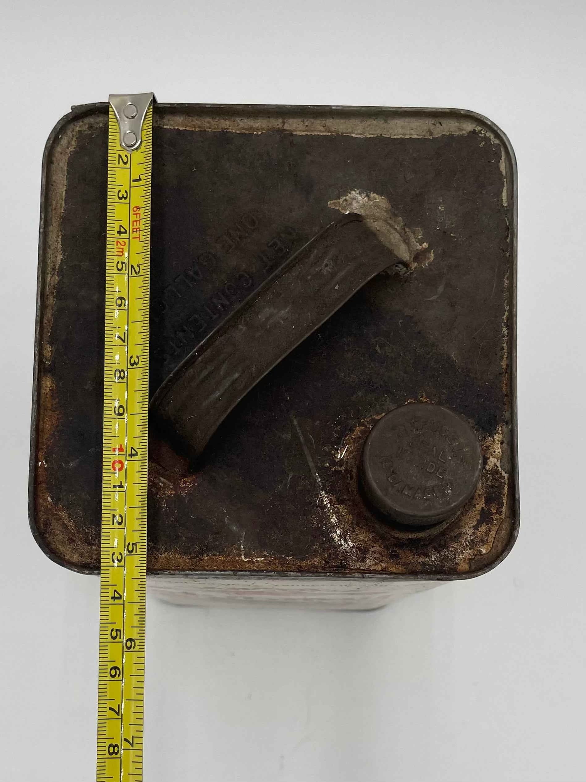 Vintage Gargoyle Mobiloil "Arctic Special" 1 Gallon Oil Can Dutch
Language Text