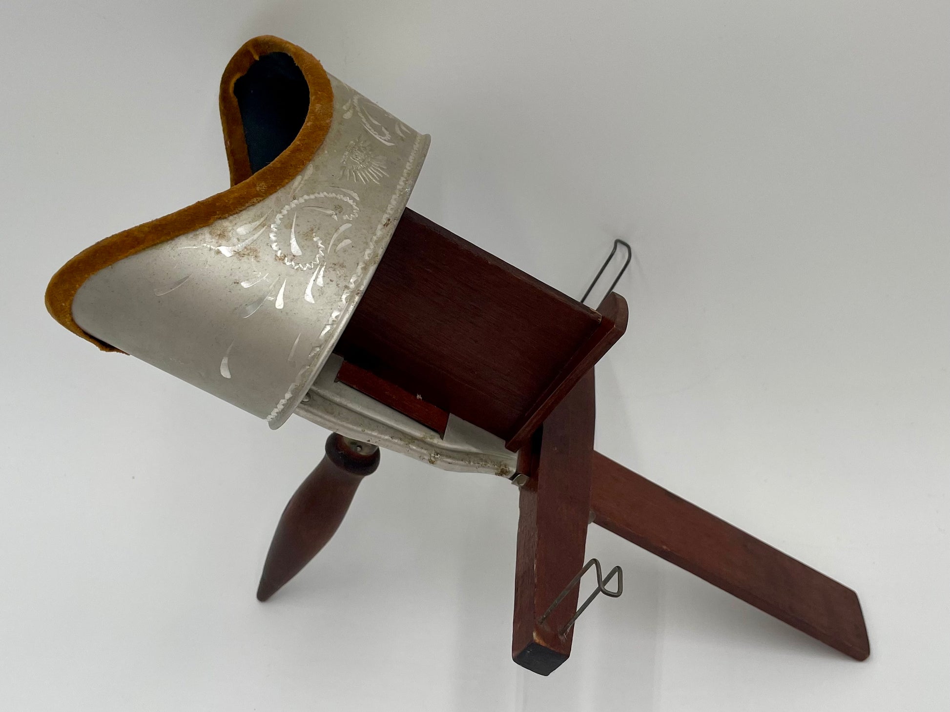 Antique Underwood Sun
Sculpture Stereoscope
Viewer & 10 Cards - Vintosh Vintage