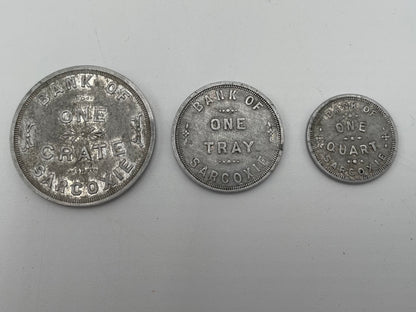 3 Missouri Bank Of Sarcoxie Strawberry PICKER TOKENS 1
Crate/1 Tray/1 Quart - Vintosh Vintage