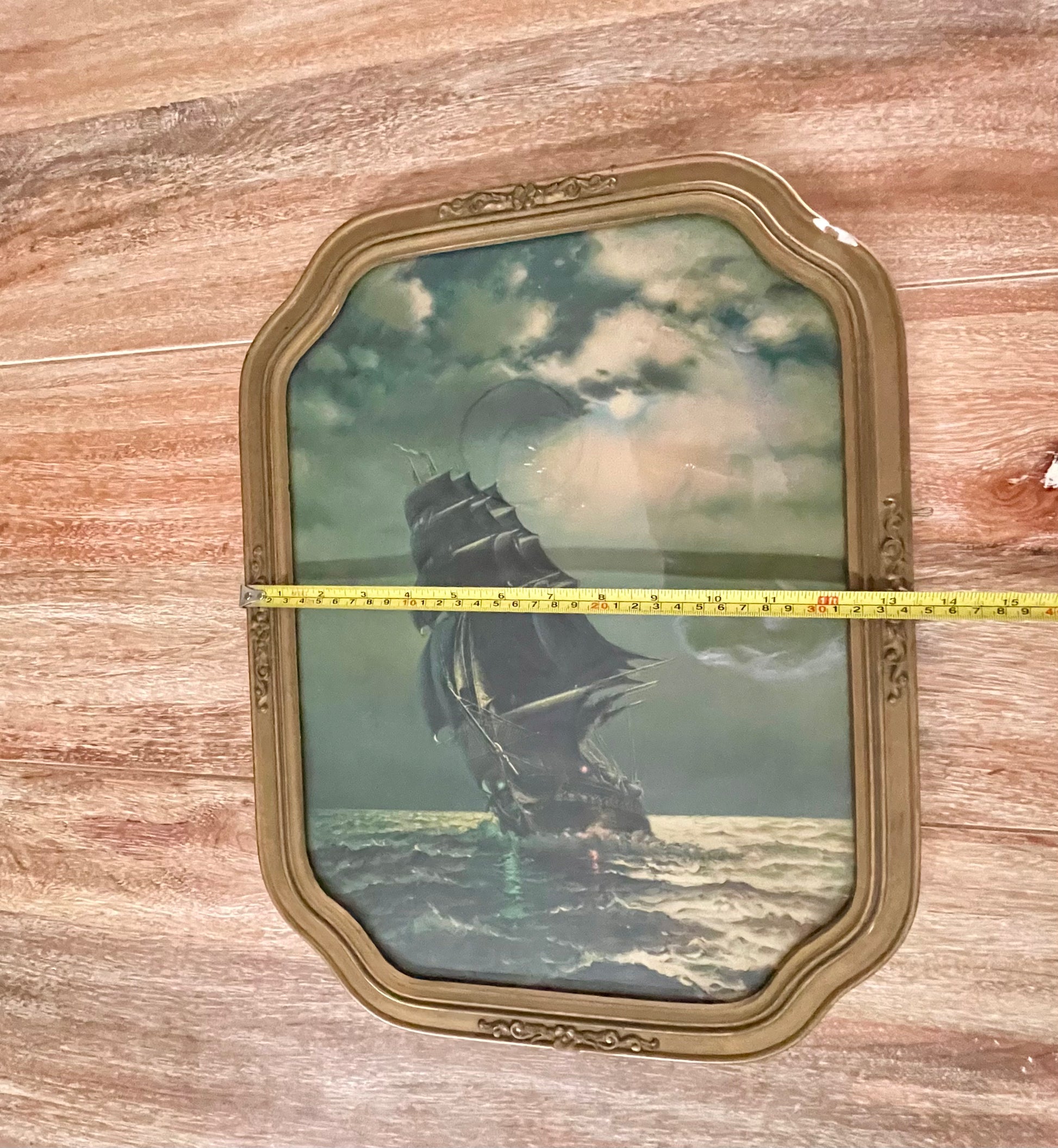 Antique Framed
Gordon Grant 1927
Lithograph Print USS
Constitution "Old Ironsides" - Vintosh Vintage