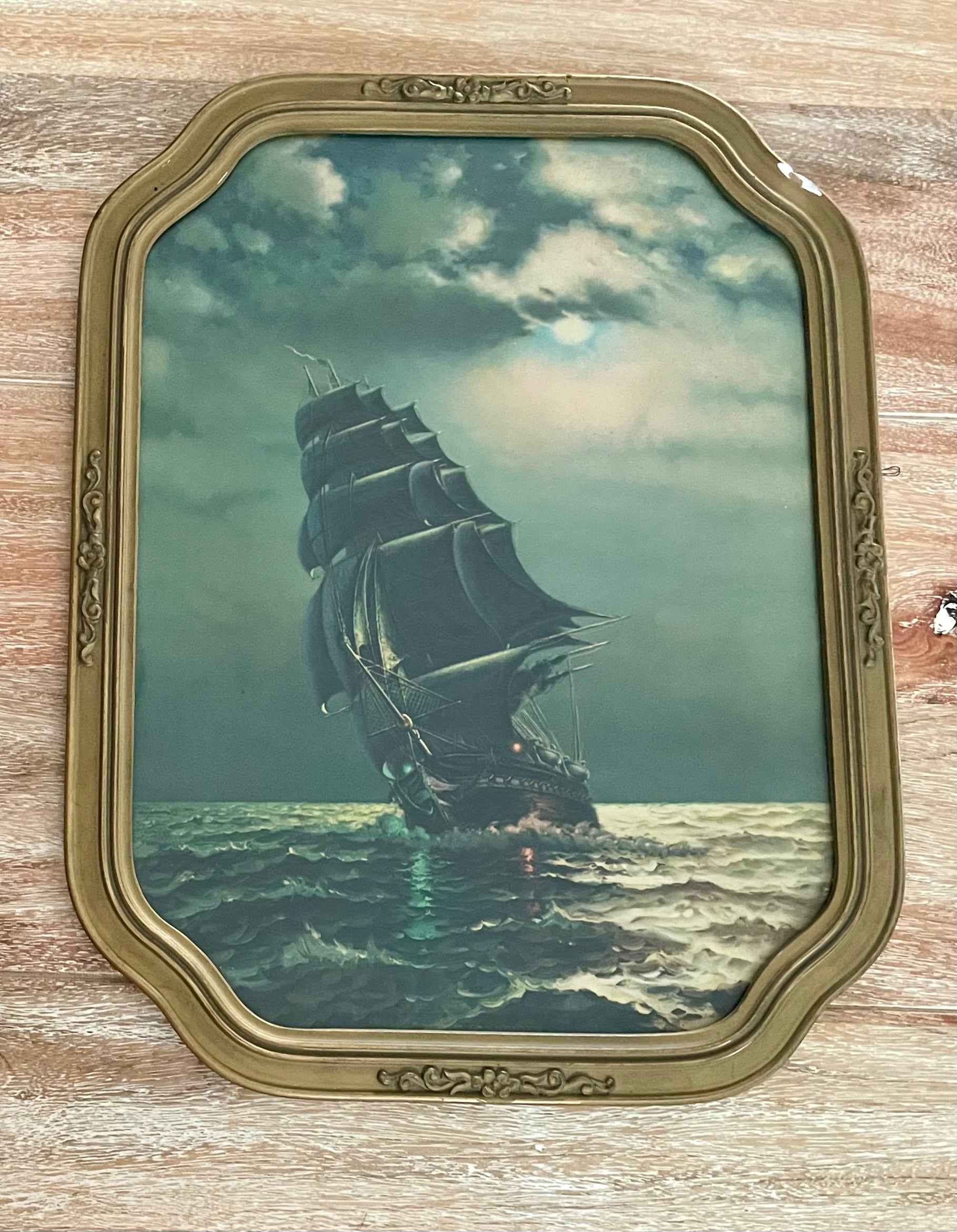 Antique Framed
Gordon Grant 1927
Lithograph Print USS
Constitution "Old Ironsides" - Vintosh Vintage
