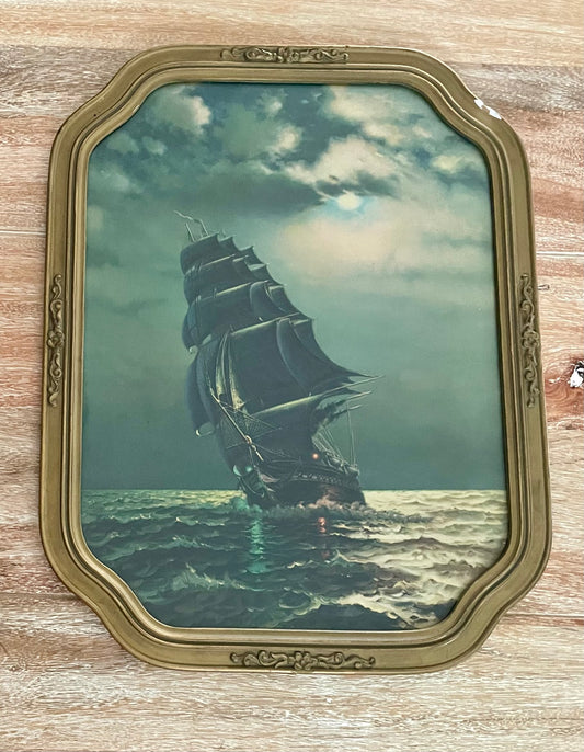 Antique Framed
Gordon Grant 1927
Lithograph Print USS
Constitution "Old Ironsides" - Vintosh Vintage