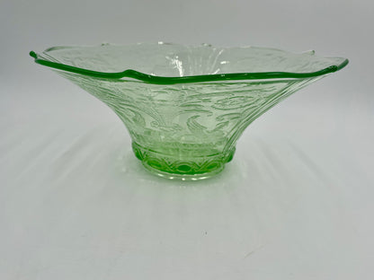 Rare 1937 Lancaster
Elegant Depression
Glass Sphinx Centerpiece Bowl Uranium - Vintosh Vintage