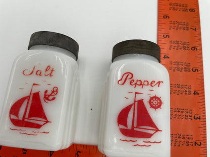 1930s McKee Milk Glass Red Sailboat Roman Arch Salt & Pepper Shaker Set - Vintosh Vintage