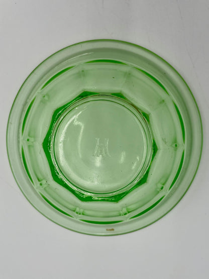 Vtg Hazel Atlas Rest Well Green Depression/Uranium Glass
Mixing Bowl 5.5" - Vintosh Vintage