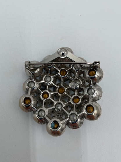 1960s Weiss Signed Iridescent & Blue Rhinestones in Silver Tone Twisted Metal Brooch Pin - Vintosh Vintage