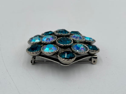 1960s Weiss Signed Iridescent & Blue Rhinestones in Silver Tone Twisted Metal Brooch Pin - Vintosh Vintage