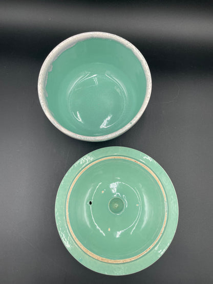 MCM Glossy Mint Green White Drip Glaze Ceramic
Casserole Dish with
Lid 7.5" - Vintosh Vintage