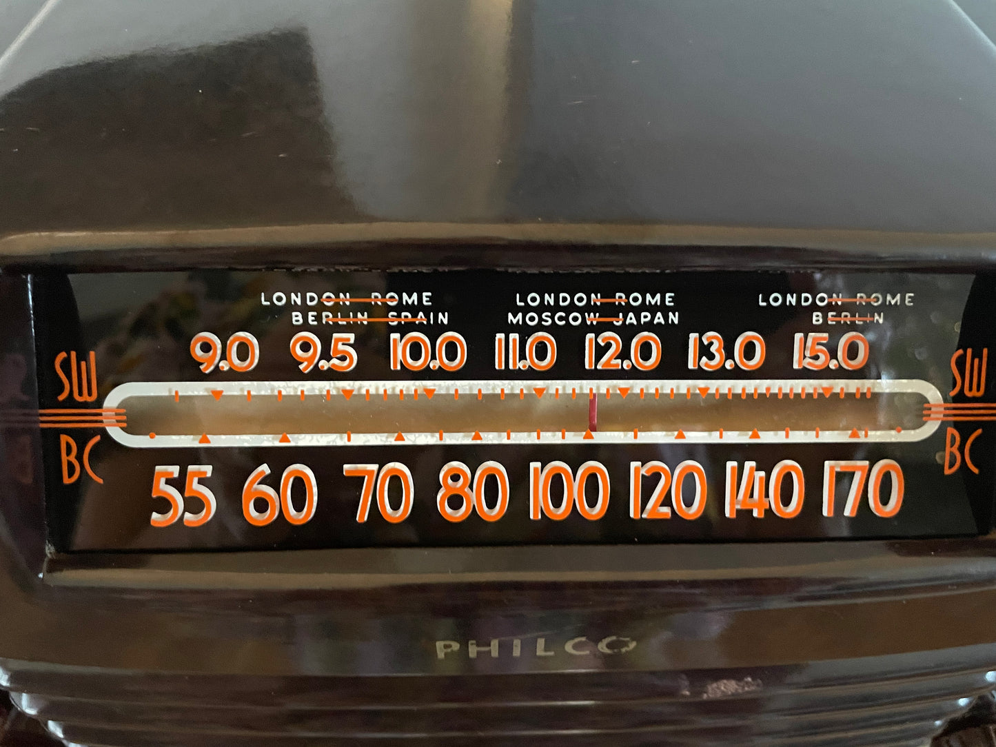1948 Philco Transitone Tube Radio Art Deco Bakelite Model 48-464 w/ Orange Numerals - Vintosh Vintage
